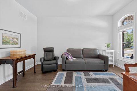 Photo 9 at 47 Victoria Street E, Cookstown, Innisfil