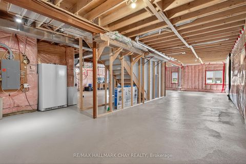 Photo 32 at 47 Victoria Street E, Cookstown, Innisfil