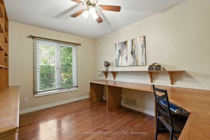 Photo 8 at 6 Renata Court, Cootes Paradise, Hamilton