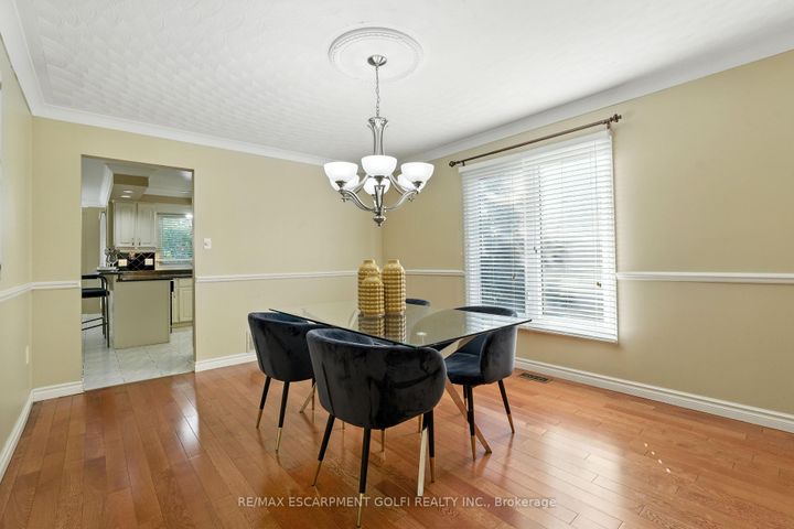 Photo 10 at 6 Renata Court, Cootes Paradise, Hamilton