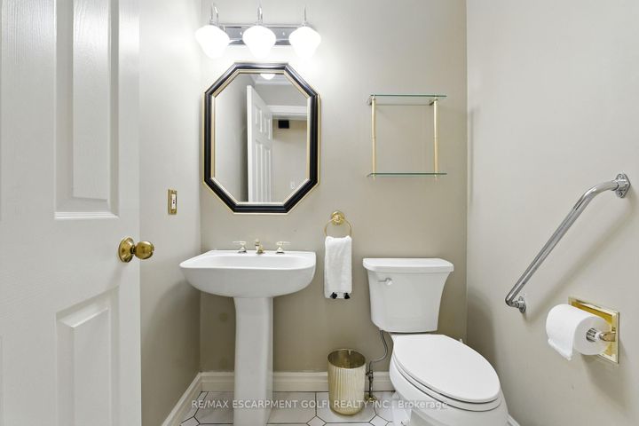 Photo 21 at 6 Renata Court, Cootes Paradise, Hamilton