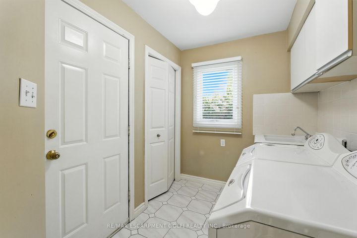 Photo 22 at 6 Renata Court, Cootes Paradise, Hamilton