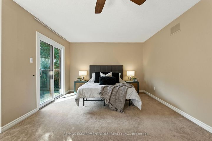 Photo 24 at 6 Renata Court, Cootes Paradise, Hamilton
