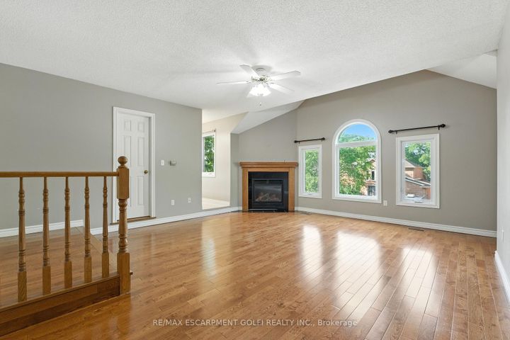 Photo 29 at 6 Renata Court, Cootes Paradise, Hamilton