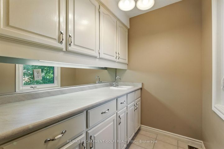 Photo 30 at 6 Renata Court, Cootes Paradise, Hamilton