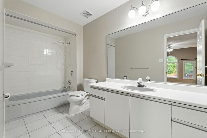 Photo 31 at 6 Renata Court, Cootes Paradise, Hamilton