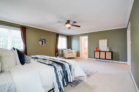 Photo 27 at 42 Donzi Lane, Patterson, Vaughan