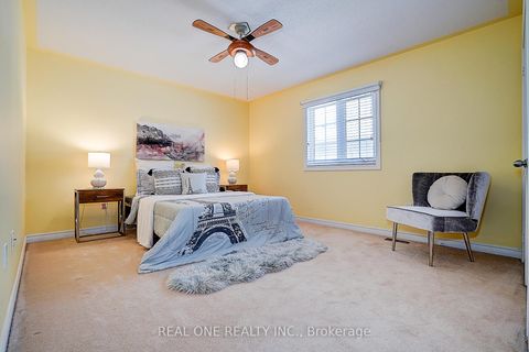 Photo 34 at 42 Donzi Lane, Patterson, Vaughan