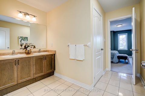Photo 36 at 42 Donzi Lane, Patterson, Vaughan