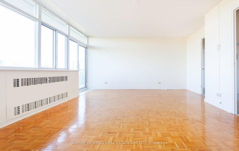 Photo 6 at 814 - 580 Christie Street, Wychwood, Toronto