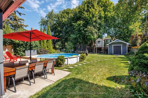 Photo 31 at 41 Allister Avenue, Cliffcrest, Toronto