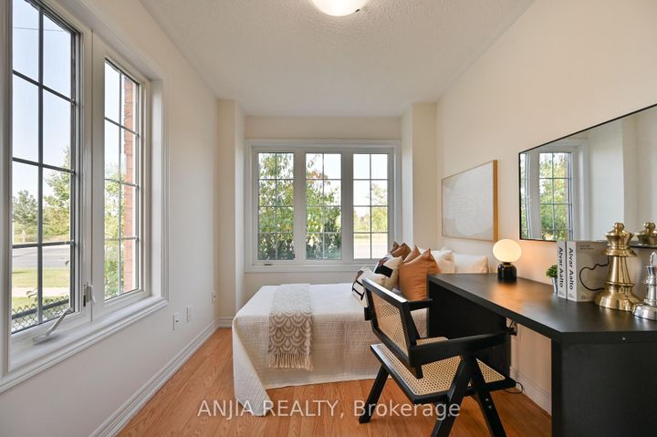 Photo 4 at 9964 Mccowan Road, Berczy, Markham