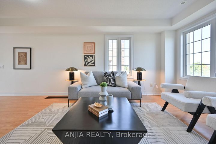 Photo 14 at 9964 Mccowan Road, Berczy, Markham