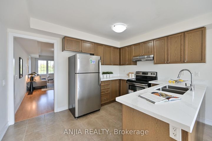 Photo 16 at 9964 Mccowan Road, Berczy, Markham