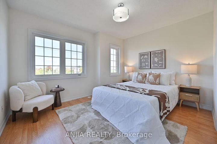 Photo 27 at 9964 Mccowan Road, Berczy, Markham