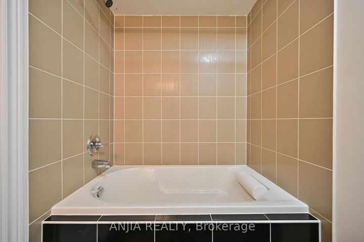 Photo 30 at 9964 Mccowan Road, Berczy, Markham