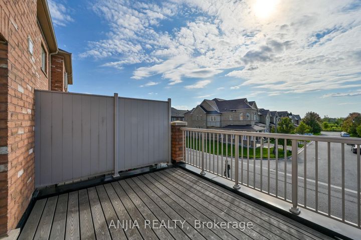 Photo 35 at 9964 Mccowan Road, Berczy, Markham