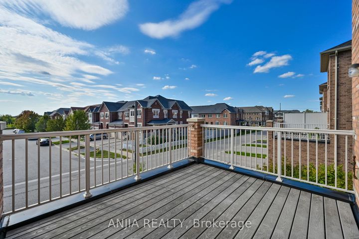 Photo 36 at 9964 Mccowan Road, Berczy, Markham