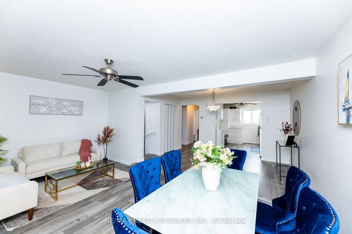 Photo 13 at Unit 3 - 1306 Guelph Line, Mountainside, Burlington