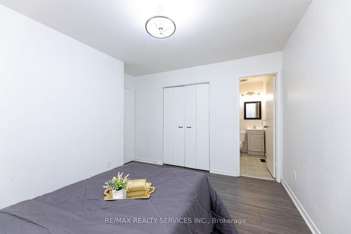 Photo 25 at Unit 3 - 1306 Guelph Line, Mountainside, Burlington