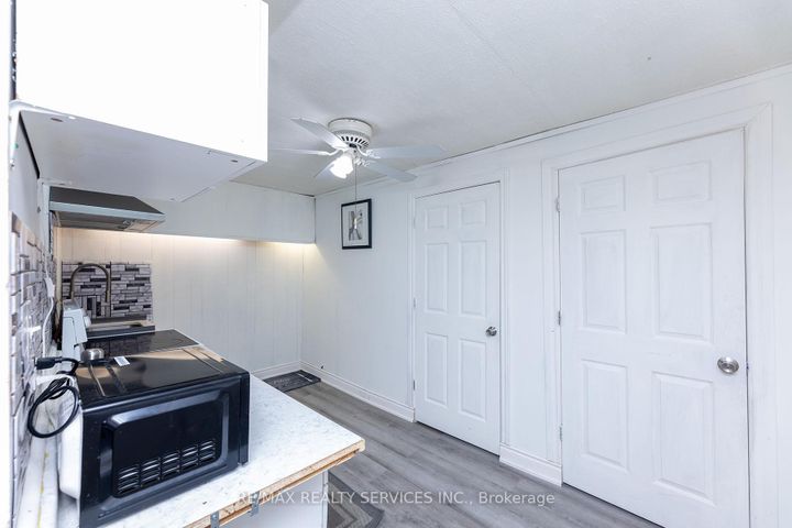 Photo 36 at Unit 3 - 1306 Guelph Line, Mountainside, Burlington