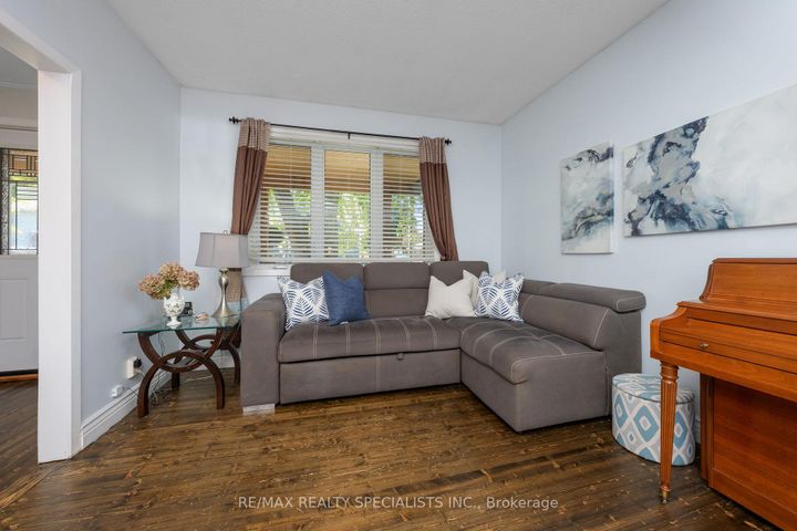 Photo 9 at 7 Arletta Street, Georgetown, Halton Hills