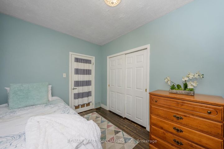 Photo 11 at 7 Arletta Street, Georgetown, Halton Hills