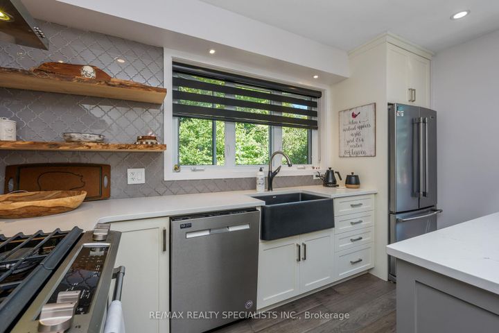 Photo 16 at 7 Arletta Street, Georgetown, Halton Hills