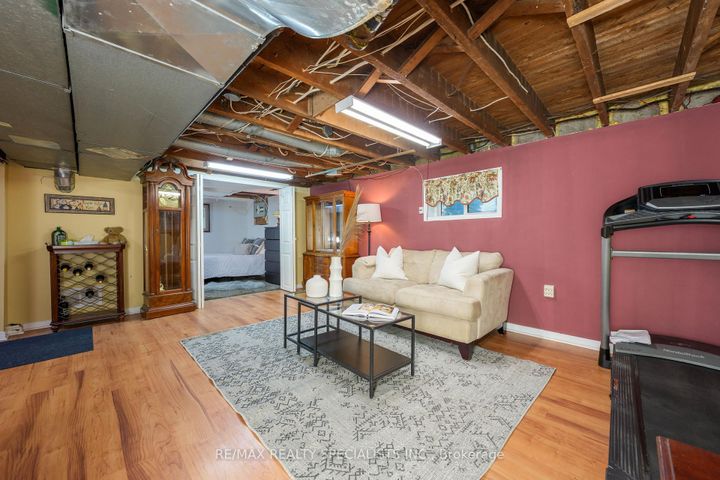 Photo 34 at 7 Arletta Street, Georgetown, Halton Hills