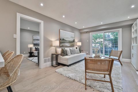 Photo 13 at 258 Mullen Drive, Brownridge, Vaughan