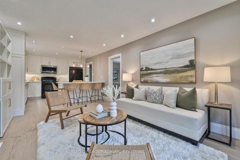 Photo 14 at 258 Mullen Drive, Brownridge, Vaughan