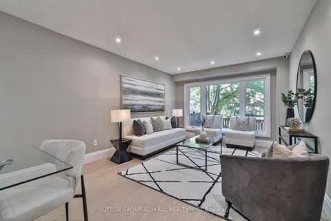 Photo 15 at 258 Mullen Drive, Brownridge, Vaughan