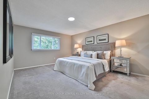 Photo 26 at 258 Mullen Drive, Brownridge, Vaughan