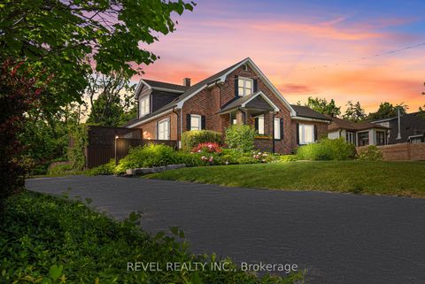 Photo 0 at 36 Dalton Street, City Centre, Barrie Photo 0 at 36 Dalton Street, City Centre, Barrie