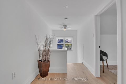 Photo 23 at 36 Dalton Street, City Centre, Barrie