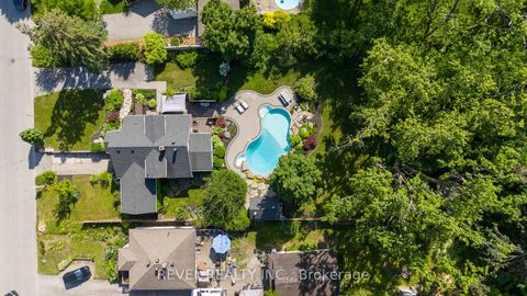 Photo 47 at 36 Dalton Street, City Centre, Barrie