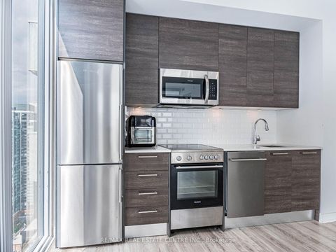 Photo 13 at 3302 - 28 Wellesley Street, Yonge Corridor, Toronto