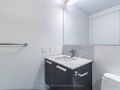 Photo 23 at 3302 - 28 Wellesley Street, Yonge Corridor, Toronto