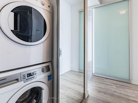 Photo 25 at 3302 - 28 Wellesley Street, Yonge Corridor, Toronto