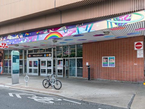 Photo 34 at 3302 - 28 Wellesley Street, Yonge Corridor, Toronto