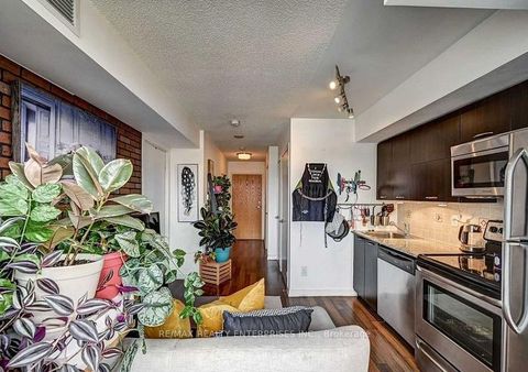 Photo 10 at 1308 - 38 Joe Shuster Way, Niagara, Toronto