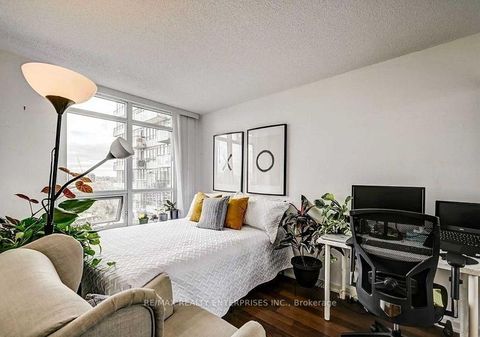 Photo 11 at 1308 - 38 Joe Shuster Way, Niagara, Toronto