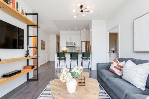 Photo 12 at PH2002 - 35 Bastion Street, Niagara, Toronto
