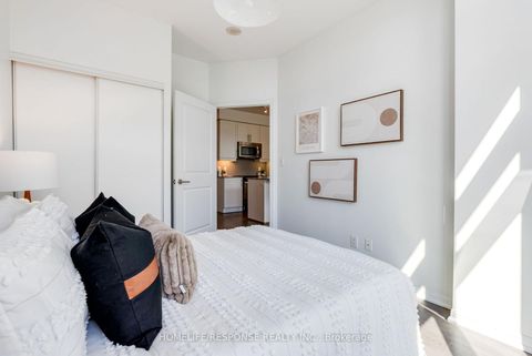 Photo 17 at PH2002 - 35 Bastion Street, Niagara, Toronto