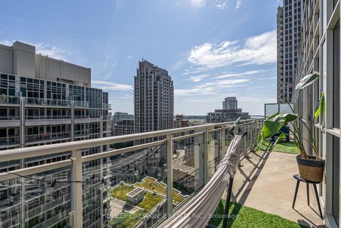 Photo 21 at PH2002 - 35 Bastion Street, Niagara, Toronto