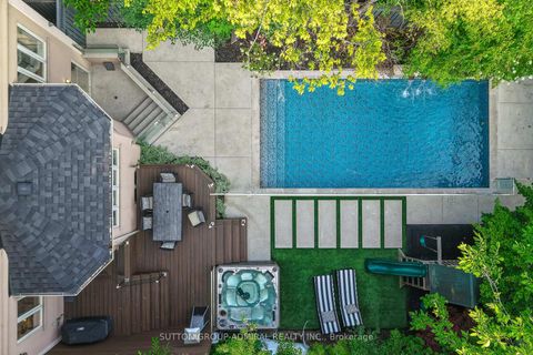 Photo 1 at 453 Glengrove Avenue W, Forest Hill North, Toronto