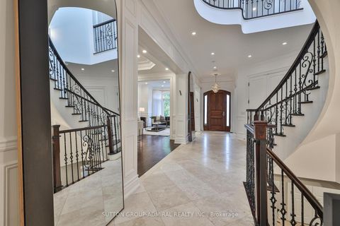 Photo 6 at 453 Glengrove Avenue W, Forest Hill North, Toronto