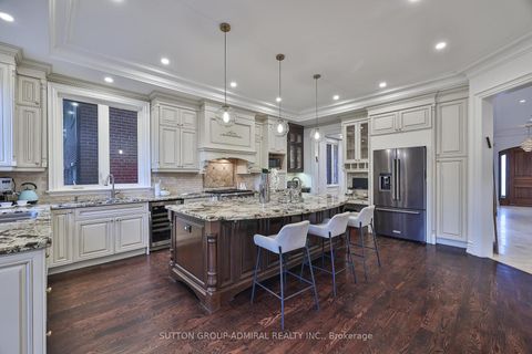 Photo 17 at 453 Glengrove Avenue W, Forest Hill North, Toronto