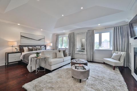 Photo 24 at 453 Glengrove Avenue W, Forest Hill North, Toronto