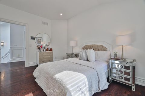 Photo 29 at 453 Glengrove Avenue W, Forest Hill North, Toronto